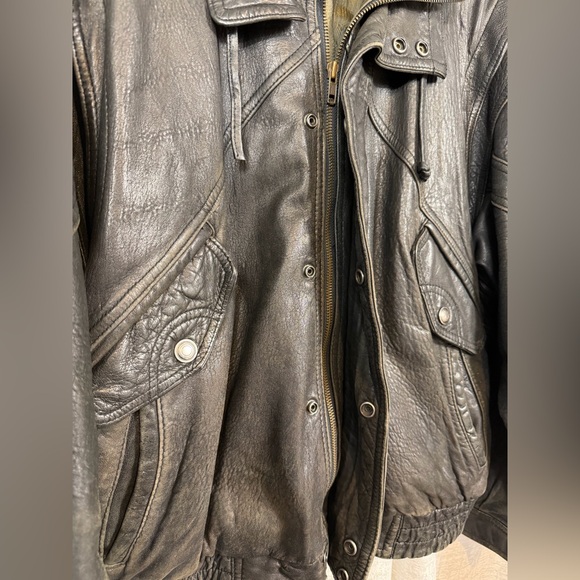 Pelle Studio Men’s Large Black Genuine Leather Bomber Jacket Vintage size L - Picture 4 of 9